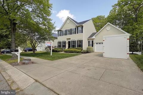 Exterior - 496 Pitt Ct, Odenton, MD 21113 photo 2 of 13