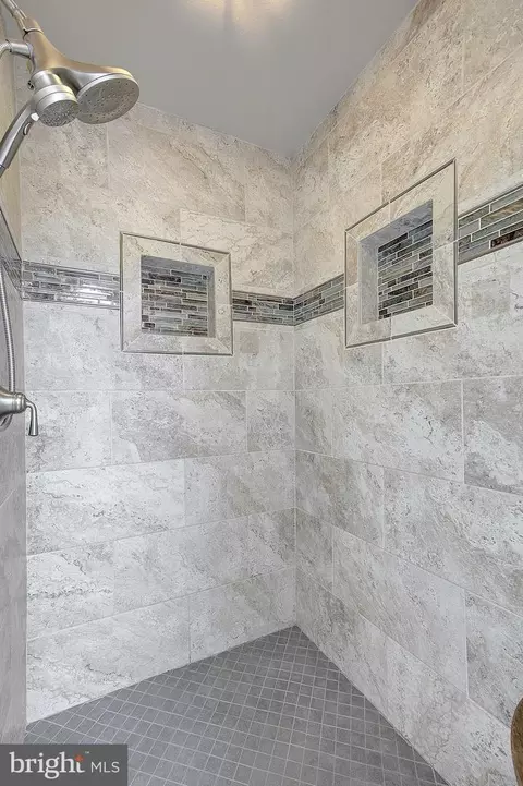 Bath - 496 Pitt Ct, Odenton, MD 21113 photo 5 of 8