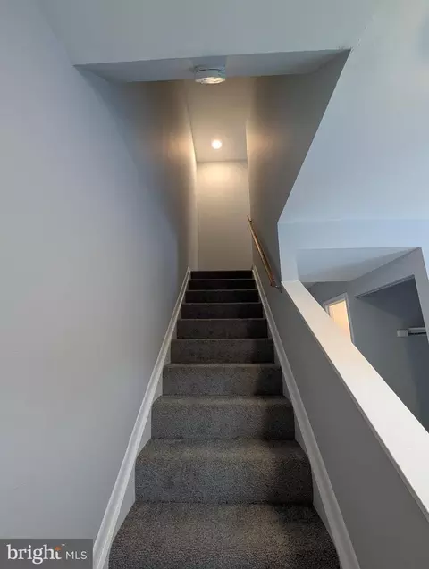 Entry Way - 1854 Eagle Ct, Severn, MD 21144 photo 2 of 5