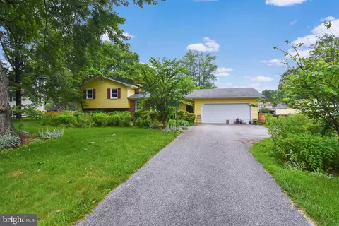 113 Stewart Dr, Edgewater, MD 21037