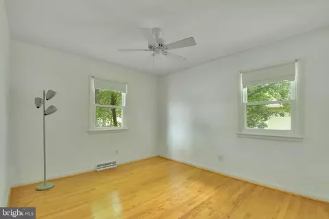 Bedroom - 113 Stewart Dr, Edgewater, MD 21037 photo 1 of 4