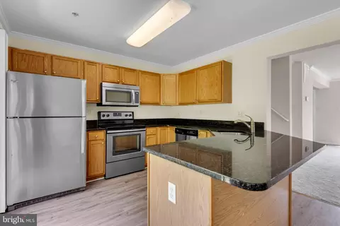 702 Horse Chestnut Ct, Odenton, MD 21113