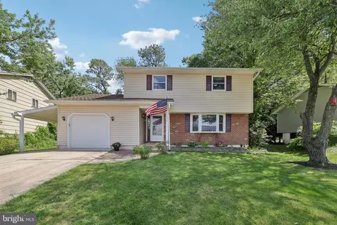 555 Lanny Ct, Millersville, MD 21108