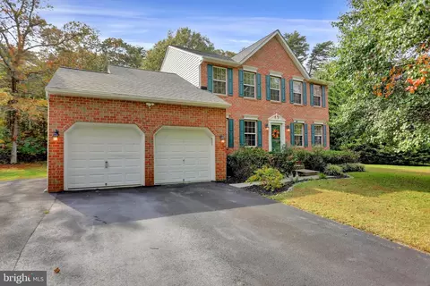 Exterior - 207 Weston Woods Dr, Pasadena, MD 21122 photo 3 of 13