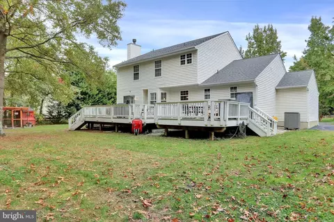 Exterior - 207 Weston Woods Dr, Pasadena, MD 21122 photo 7 of 13
