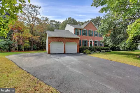 Exterior - 207 Weston Woods Dr, Pasadena, MD 21122 photo 2 of 13