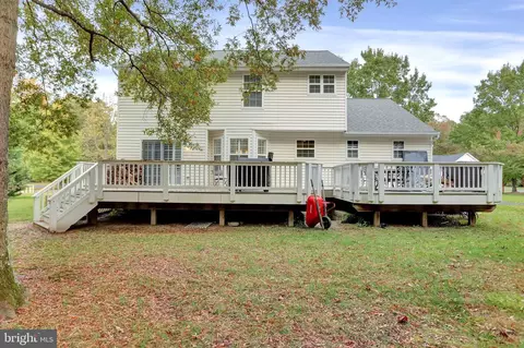 Exterior - 207 Weston Woods Dr, Pasadena, MD 21122 photo 5 of 13