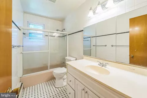 892 Timber Ridge Dr, Hanover, MD 21076 photo 12