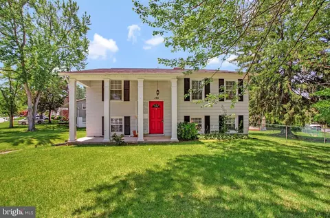 135 Brent Rd, Arnold, MD 21012