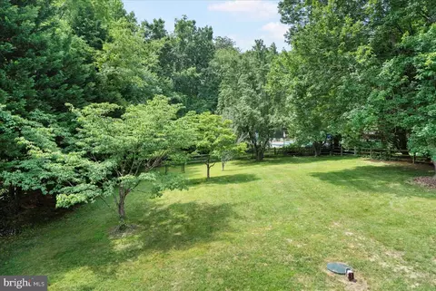 Exterior - 1215 Lorene Dr, Pasadena, MD 21122 photo 10 of 11