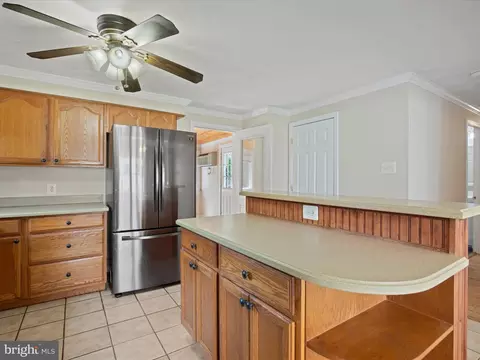 Kitchen - 1440 Cedarhurst Rd, Shady Side, MD 20764 photo 1 of 3