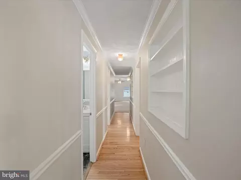 Entry Way - 1440 Cedarhurst Rd, Shady Side, MD 20764 photo 2 of 2