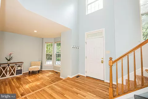 Entry Way - 8002 Sanctuary Ct, Laurel, MD 20724 photo 4 of 6