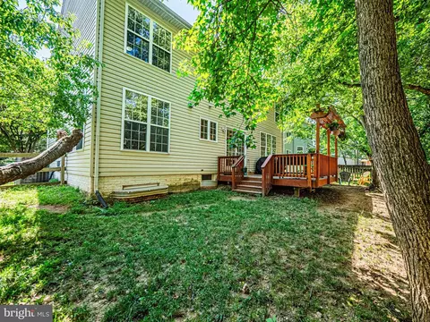 Exterior - 8002 Sanctuary Ct, Laurel, MD 20724 photo 7 of 13