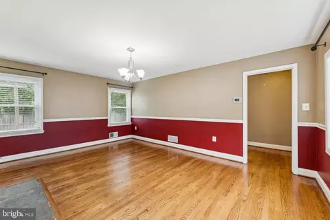 Living - 5 Brookfield Rd, Pasadena, MD 21122 photo 1 of 3