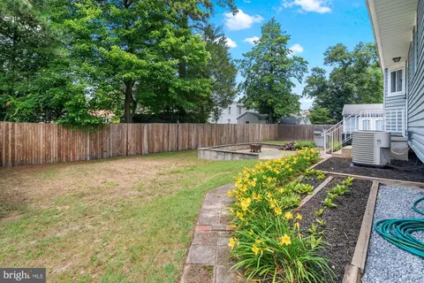 7674 Pine Haven Dr, Pasadena, MD 21122 photo 48