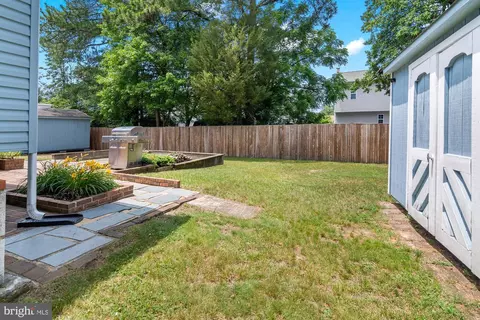 7674 Pine Haven Dr, Pasadena, MD 21122 photo 46