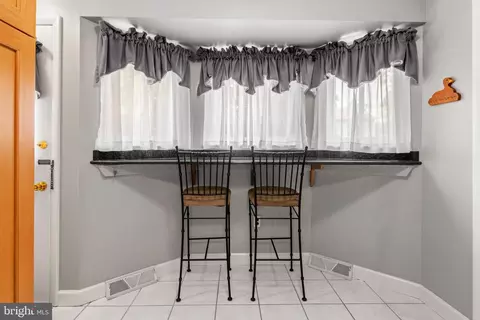 7674 Pine Haven Dr, Pasadena, MD 21122 photo 19