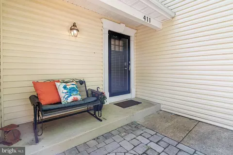 Exterior - 411 Stanford Ct, Arnold, MD 21012 photo 4 of 8