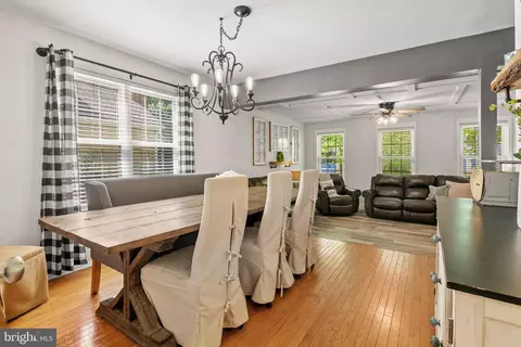 Dining - 411 Stanford Ct, Arnold, MD 21012 photo 2 of 3