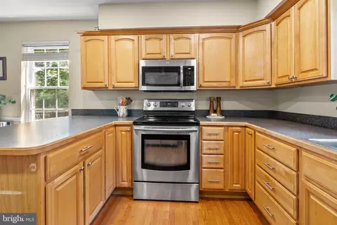 Kitchen - 411 Stanford Ct, Arnold, MD 21012 photo 2 of 5