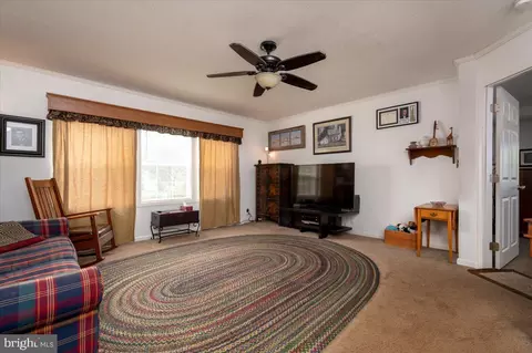 302 Berts Dr, Lothian, MD 20711 photo 11