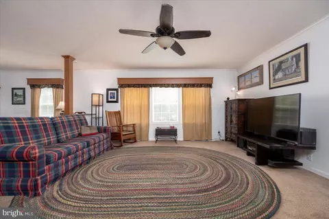 302 Berts Dr, Lothian, MD 20711 photo 10
