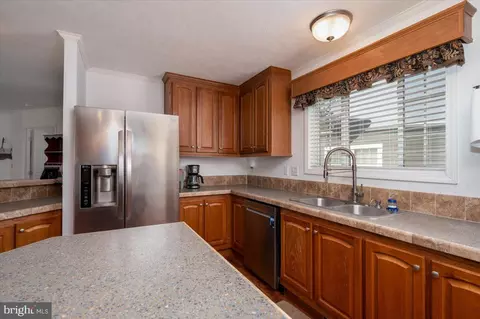302 Berts Dr, Lothian, MD 20711 photo 19