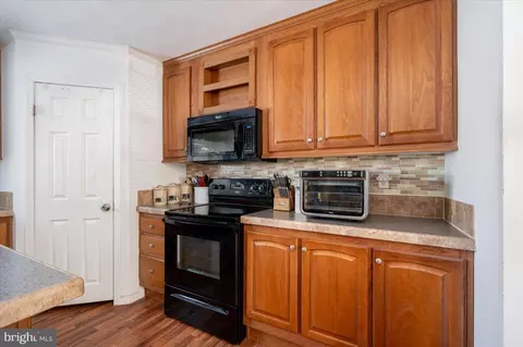 302 Berts Dr, Lothian, MD 20711 photo 18