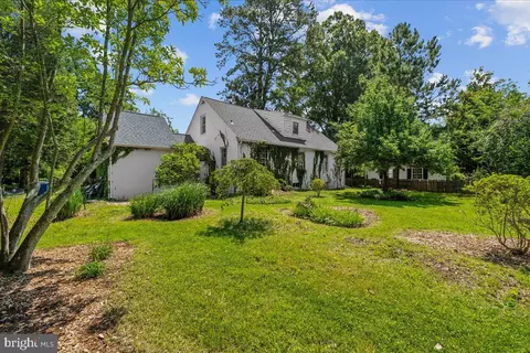 Exterior - 215 Wardour Dr, Annapolis, MD 21401 photo 8 of 8