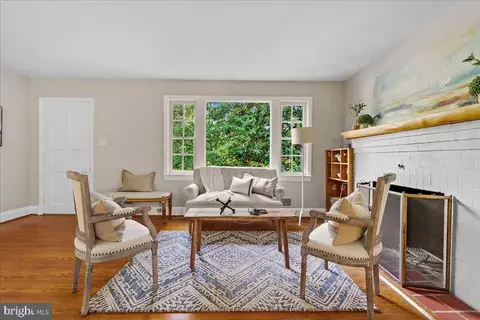 Living - 215 Wardour Dr, Annapolis, MD 21401 photo 1 of 1