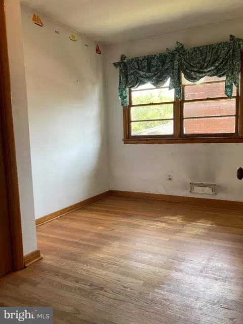 Bedroom - 1930 Cedar Rd, Pasadena, MD 21122 photo 1 of 3