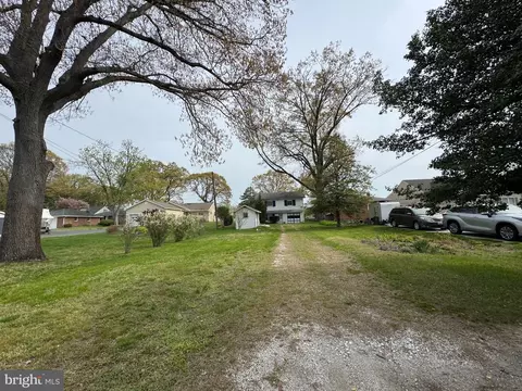 Exterior - 1930 Cedar Rd, Pasadena, MD 21122 photo 6 of 6
