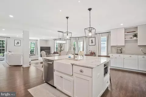 Kitchen - 628 Talon Ct, Arnold, MD 21012 photo 1 of 6