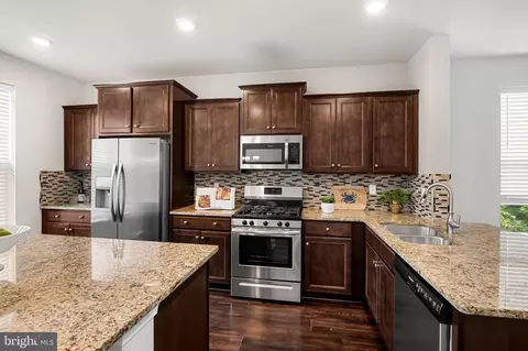 Kitchen - 331 Bright Light Ct, Edgewater, MD 21037 photo 1 of 3