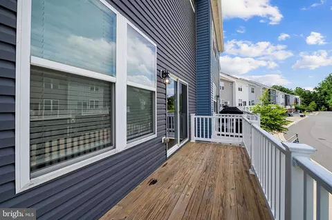 Exterior - 331 Bright Light Ct, Edgewater, MD 21037 photo 4 of 4
