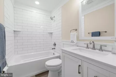 7973 Belhaven Ave, Pasadena, MD 21122 photo 25