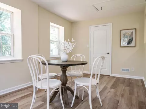 Dining - 1395 Rainbow Dr, Pasadena, MD 21122 photo 1 of 3