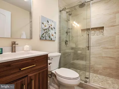 Bath - 1395 Rainbow Dr, Pasadena, MD 21122 photo 1 of 2