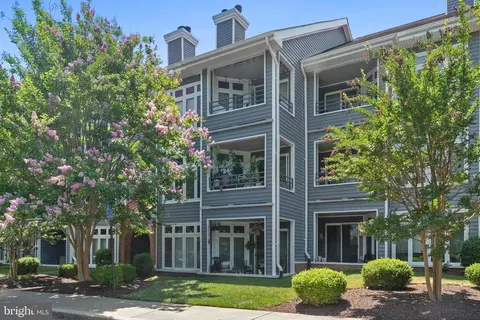 1142 Lake Heron Dr #2B, Annapolis, MD 21403