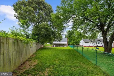 1213 Pekin Rd, Pasadena, MD 21122 photo 25