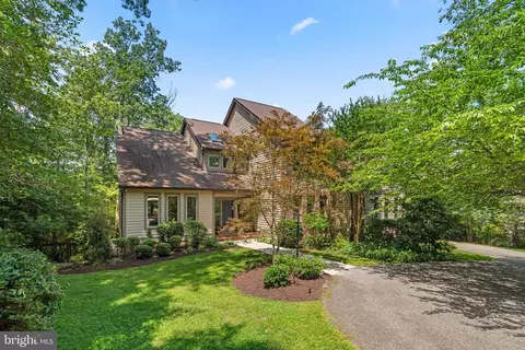 Exterior - 1200 Marinaview Dr, Arnold, MD 21012 photo 4 of 21