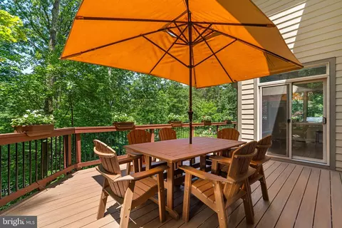 Exterior - 1200 Marinaview Dr, Arnold, MD 21012 photo 6 of 21