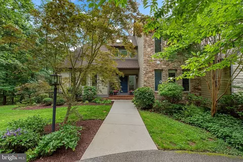 Exterior - 1200 Marinaview Dr, Arnold, MD 21012 photo 3 of 21
