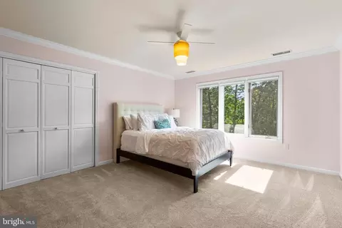 Bedroom - 1200 Marinaview Dr, Arnold, MD 21012 photo 4 of 5