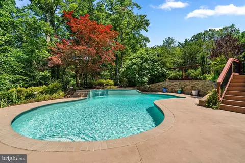 Exterior - 1200 Marinaview Dr, Arnold, MD 21012 photo 8 of 21