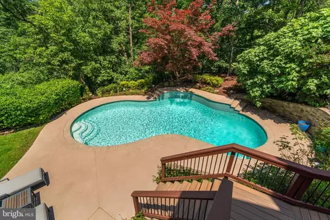 Exterior - 1200 Marinaview Dr, Arnold, MD 21012 photo 7 of 21