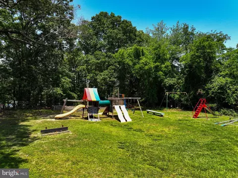 1554 Marco Dr, Pasadena, MD 21122 photo 47