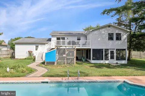 1554 Marco Dr, Pasadena, MD 21122 photo 25