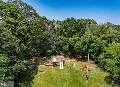 1554 Marco Dr, Pasadena, MD 21122 photo 46